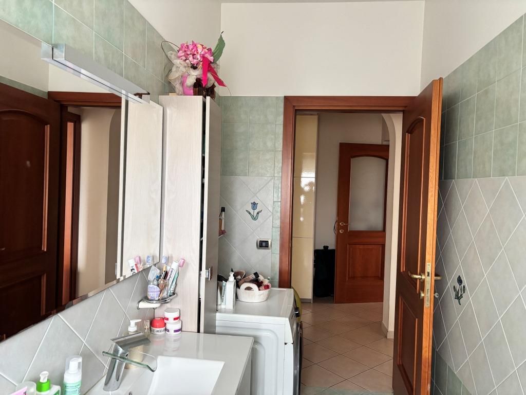 Piso en Silvi, Italia, 177 m² - imagen 10