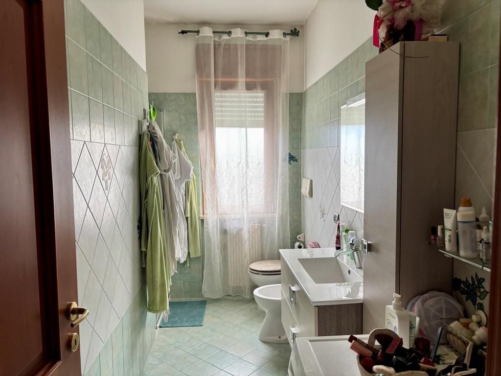 Piso en Silvi, Italia, 177 m² - imagen 9