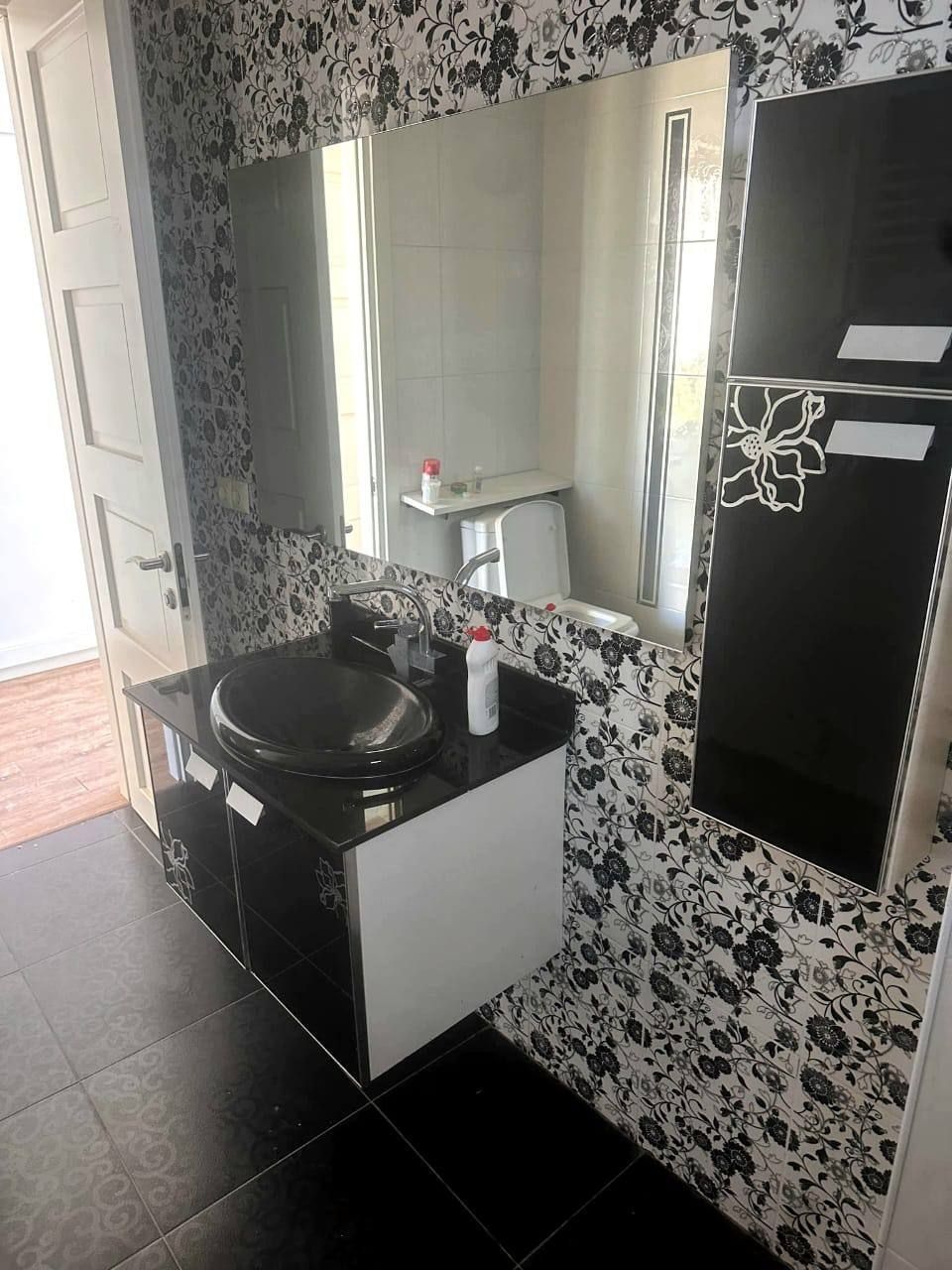 House in Tbilisi, Georgia, 224 m² - picture 8