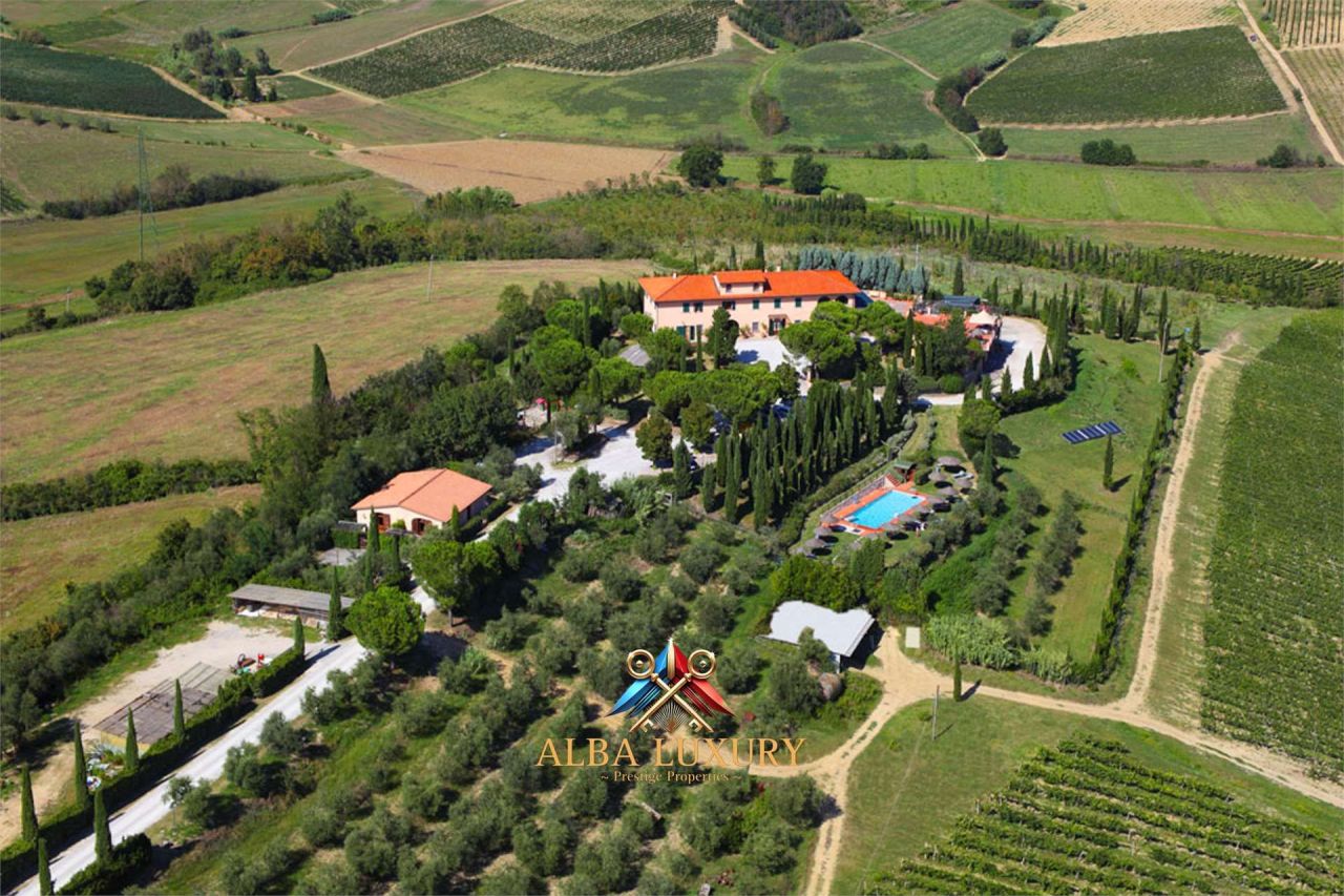 Villa in Ripa, Italien, 1 000 m² - Foto 1