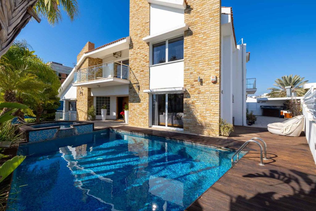 Wohnung in Limassol, Zypern, 616 m² - Foto 1