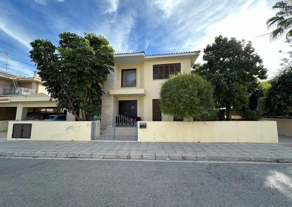 Casa en Nicosia, Chipre, 371 m² - imagen 1