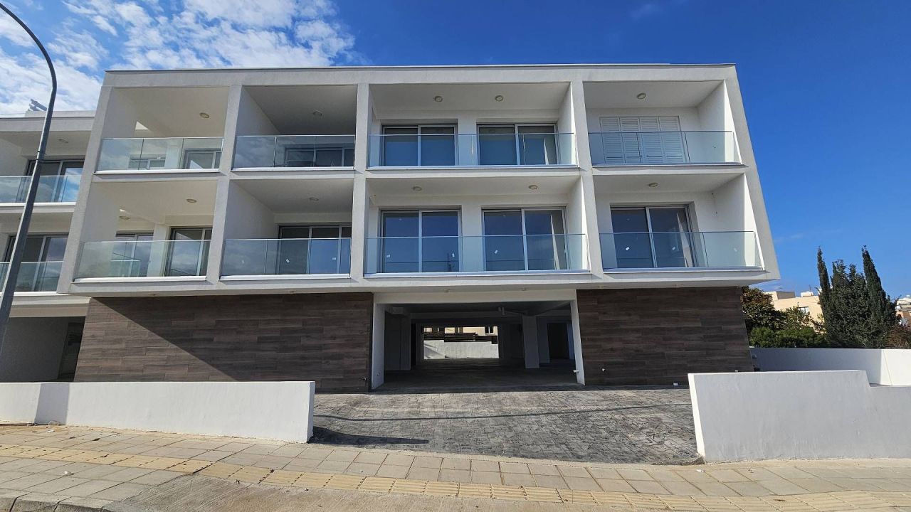 Piso en Protaras, Chipre, 92 m² - imagen 1