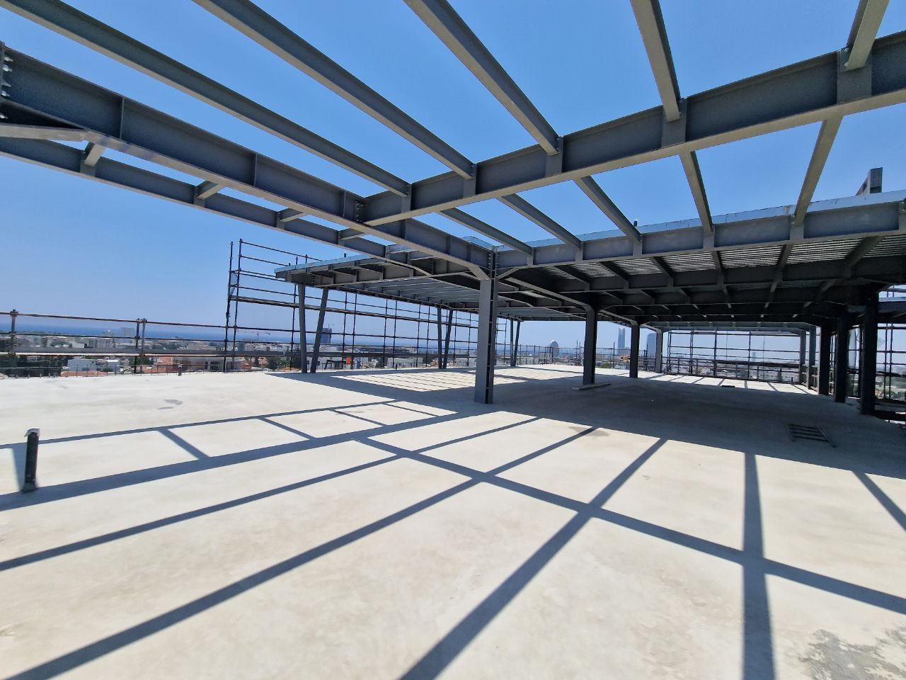 Office in Germasogeia, Cyprus, 333 m² - picture 2