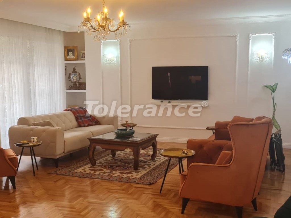 Apartamento en Lara, Turquia, 110 m² - imagen 1