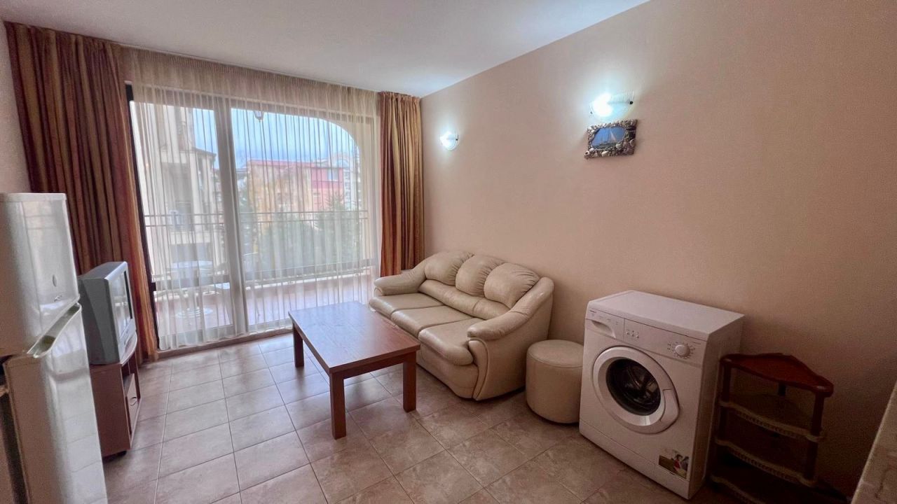 Flat at Sunny Beach, Bulgaria - picture 4