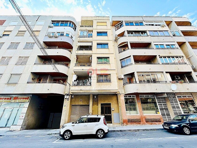 Apartamento en Torrevieja, España, 92 m² - imagen 1