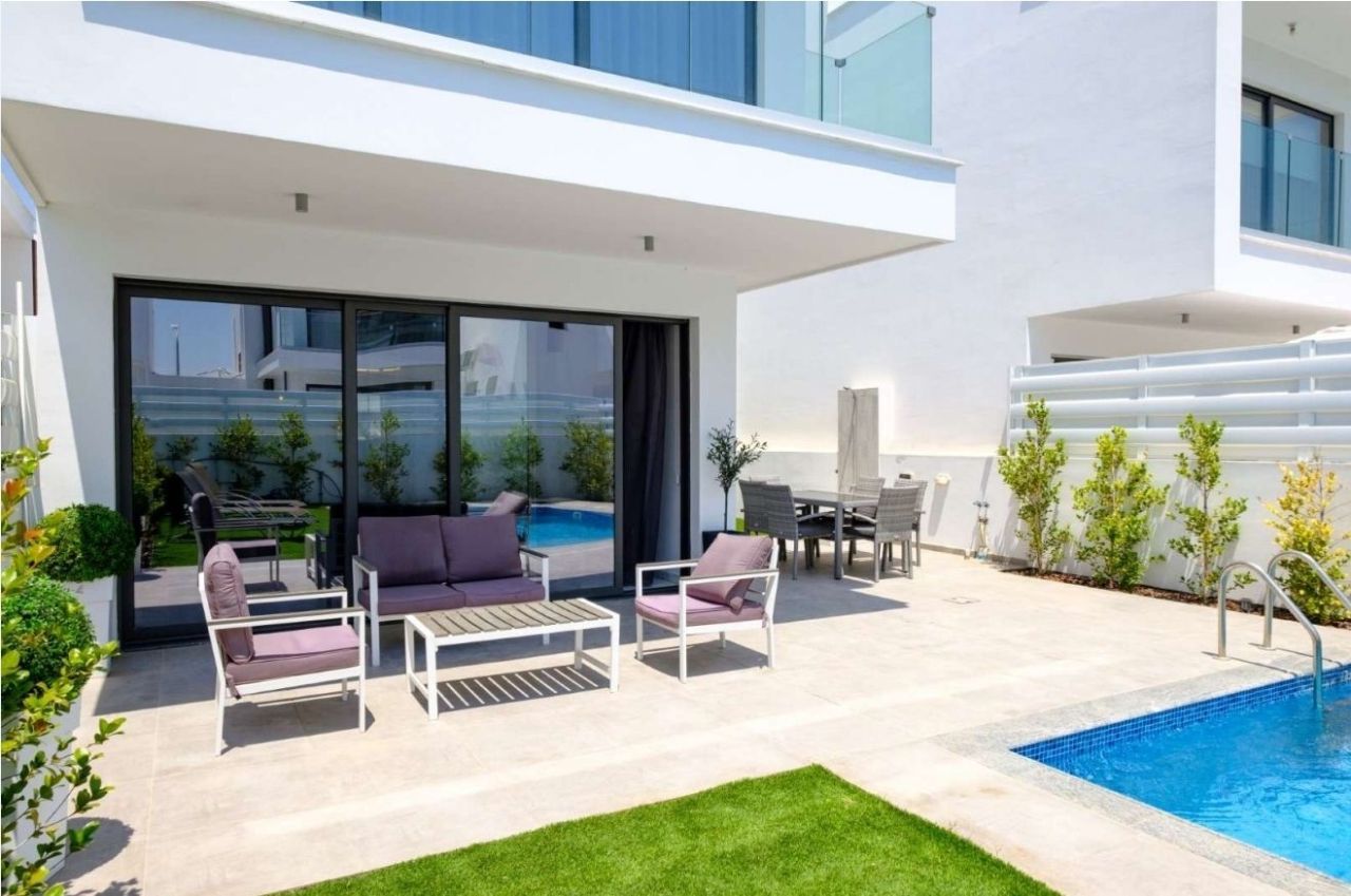 Maison à Larnaca, Chypre, 247 m² - image 1