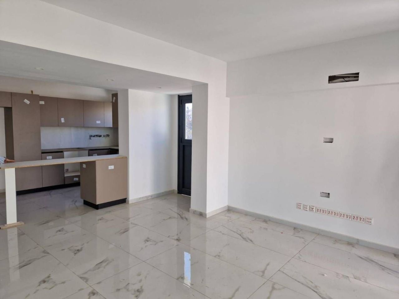 Wohnung in Nikosia, Zypern, 101 m² - Foto 1