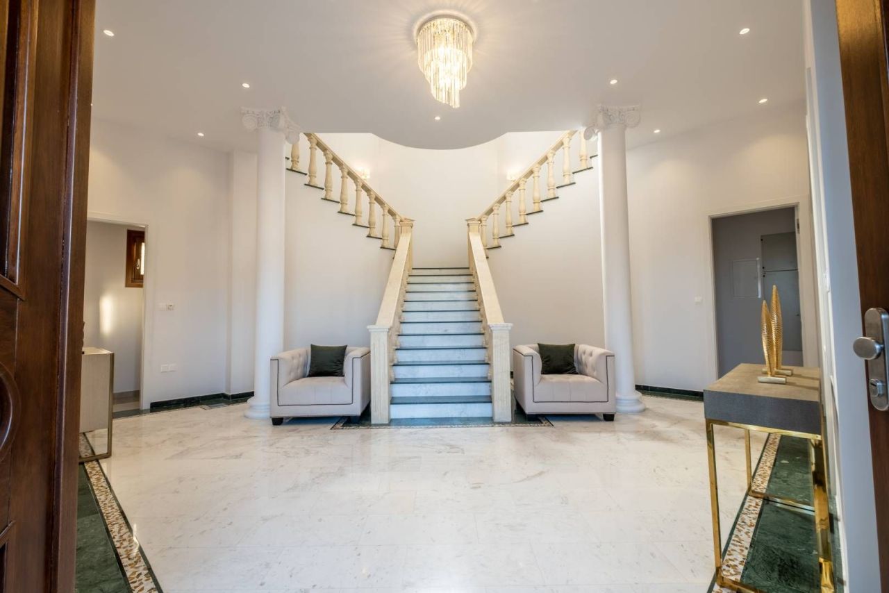 Maison à Mouttagiaka, Chypre, 650 m² - image 3