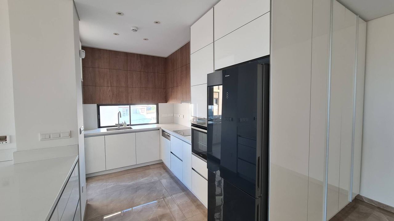 Flat in Nicosia, Cyprus, 133 m² - picture 3