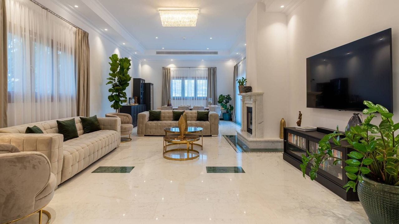 Maison à Mouttagiaka, Chypre, 650 m² - image 17