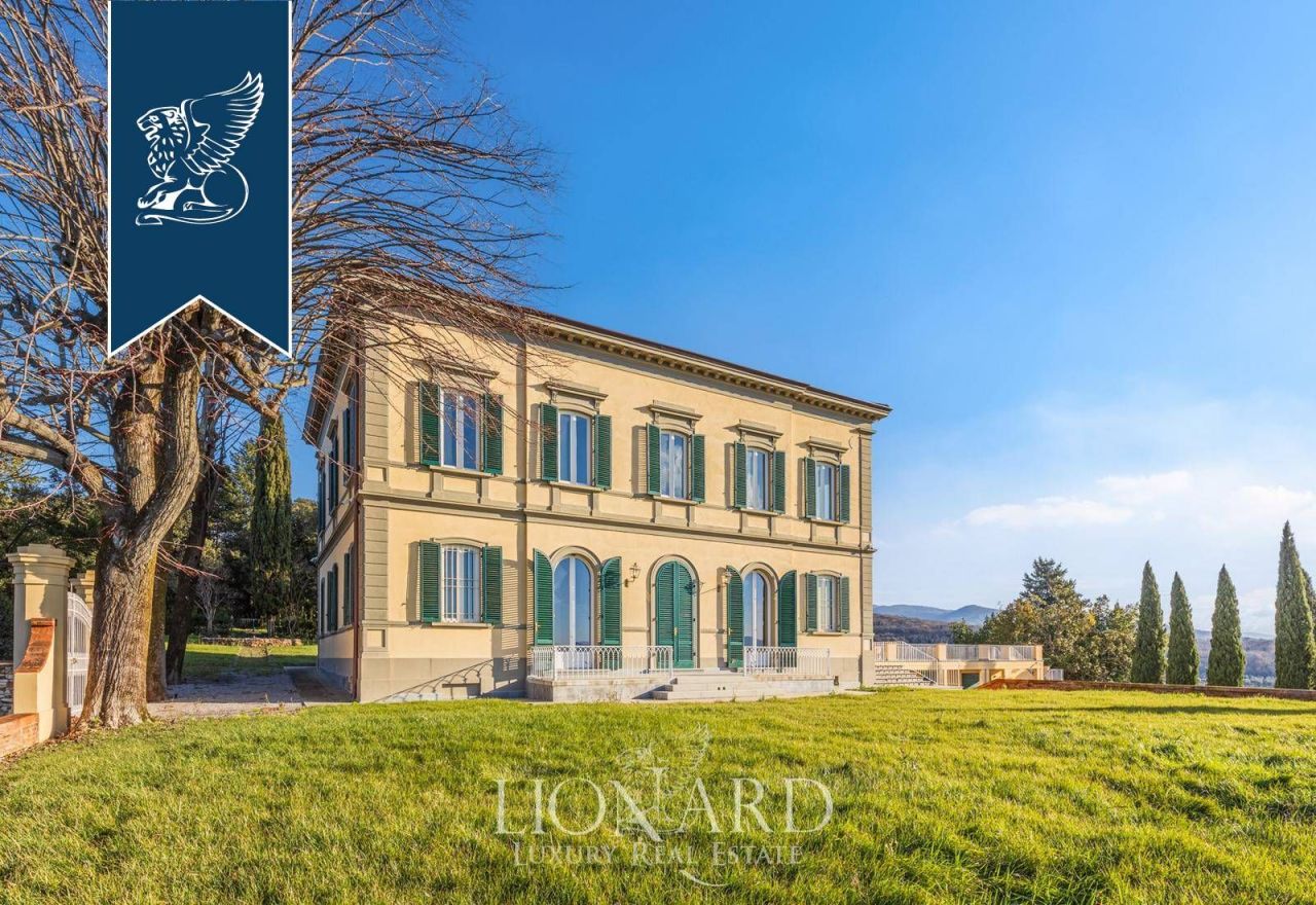 Villa in Pistoia, Italy, 1 800 m² - picture 4