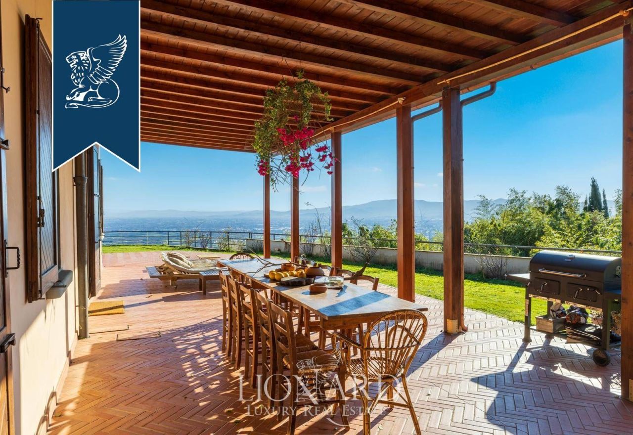 Villa in Pistoia, Italy, 850 m² - picture 9