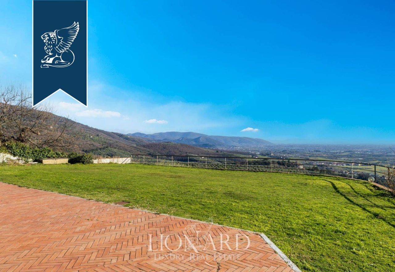 Villa in Pistoia, Italy, 850 m² - picture 11