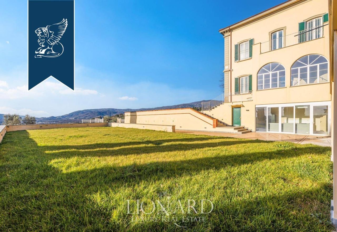 Villa in Pistoia, Italy, 1 800 m² - picture 11