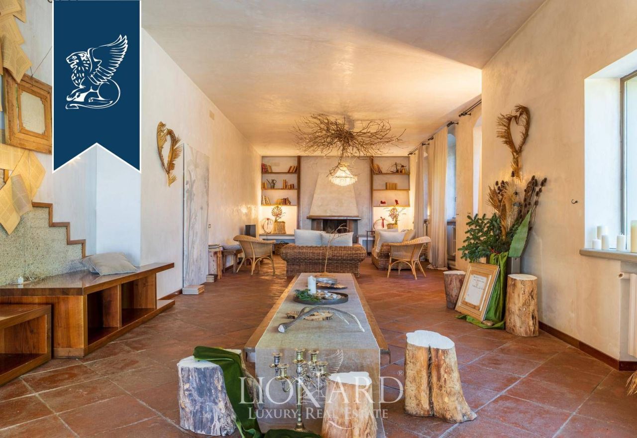 Villa in Pistoia, Italy, 850 m² - picture 13