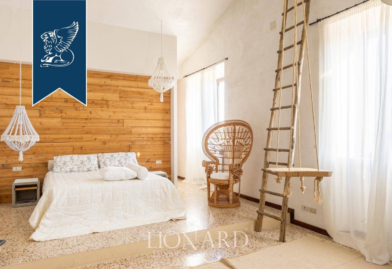 Villa in Pistoia, Italy, 850 m² - picture 19