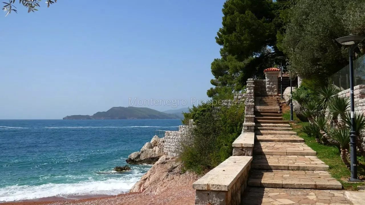 Villa à Sveti Stefan, Monténégro, 1 124 m² - image 3