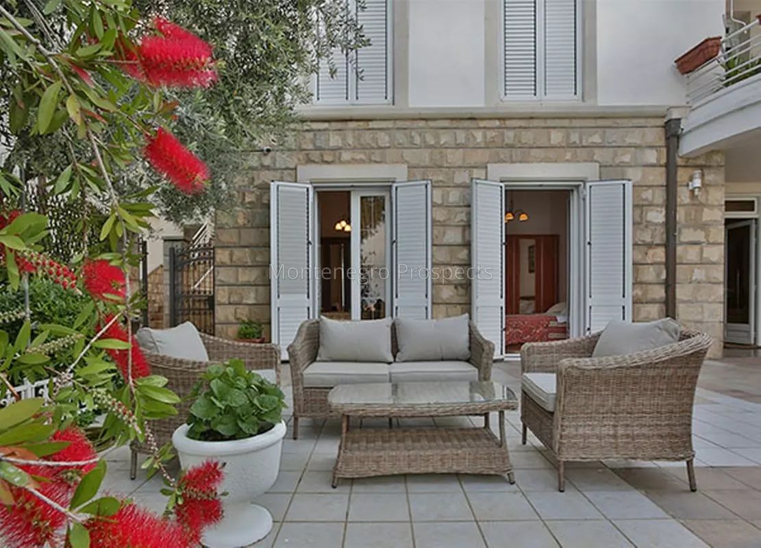 Villa à Sveti Stefan, Monténégro, 1 124 m² - image 7