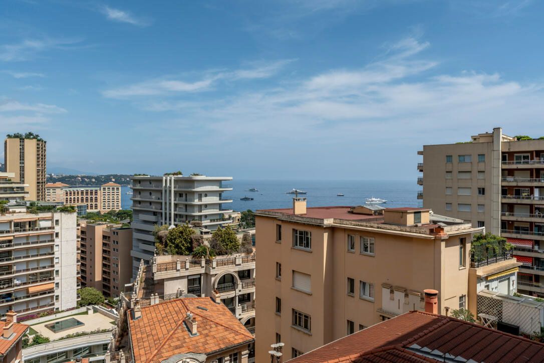 Apartment in Monaco, Monaco, 60 m² - picture 2