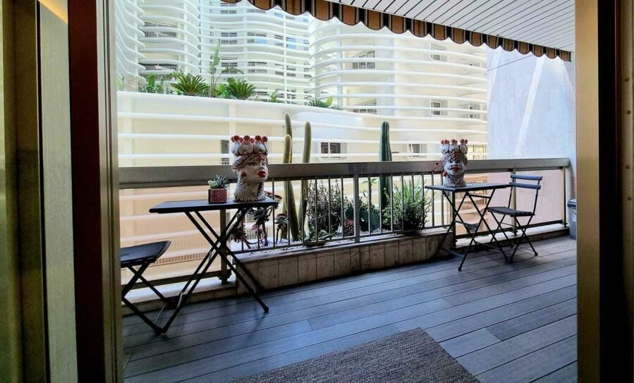 Apartment in Les Moneghetti, Monaco, 59 m² - picture 1