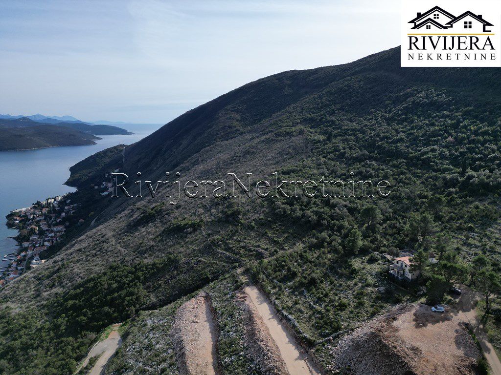 Grundstück in Herceg-Novi, Montenegro, 2 457 m² - Foto 2