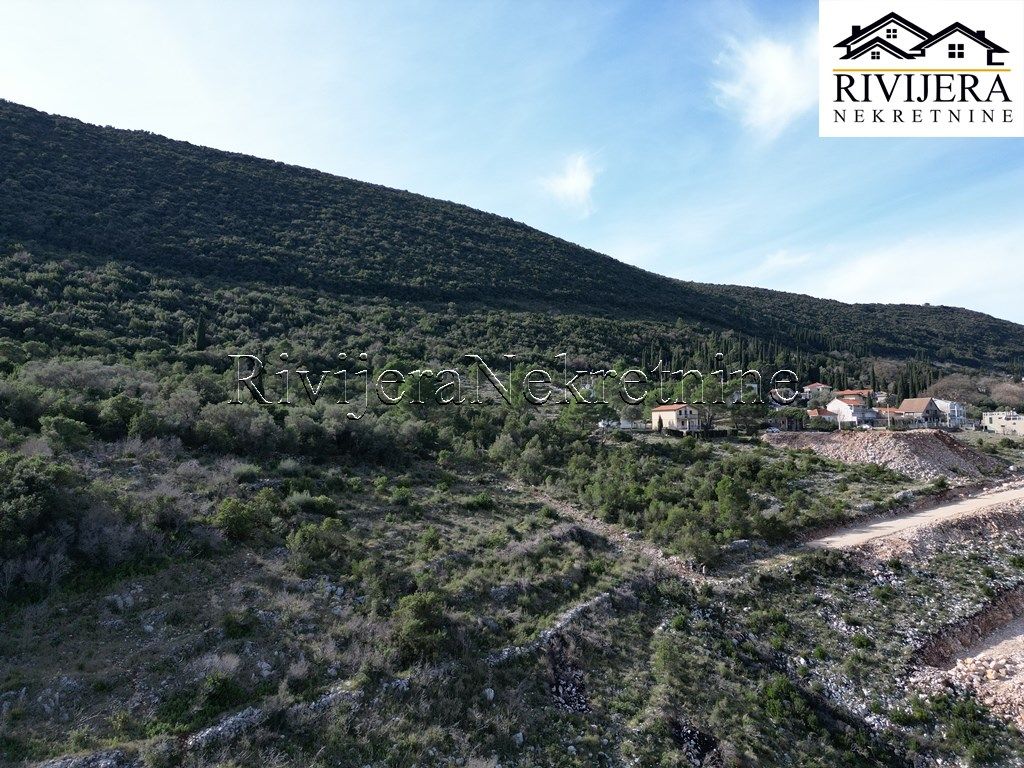 Grundstück in Herceg-Novi, Montenegro, 2 457 m² - Foto 5