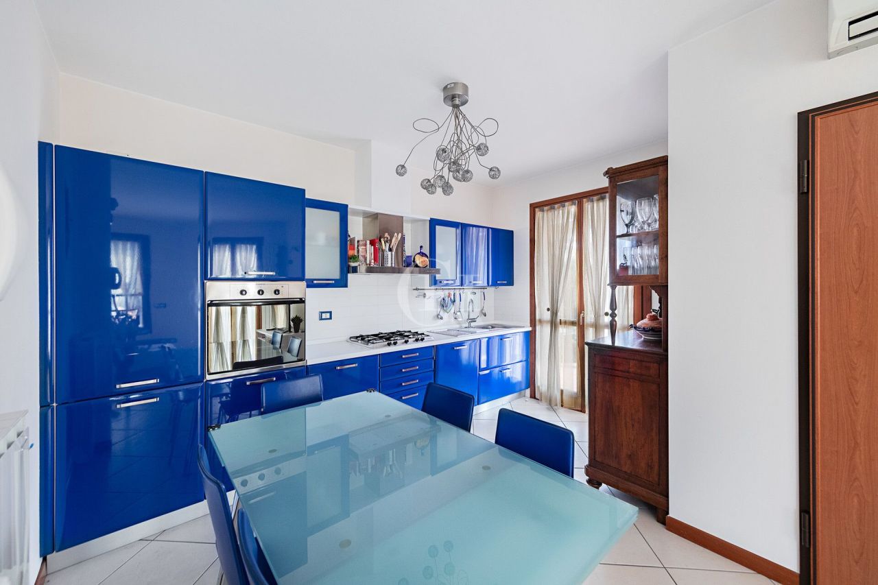 Appartamenti sul Lago di Garda, Italia, 140 m² - foto 4