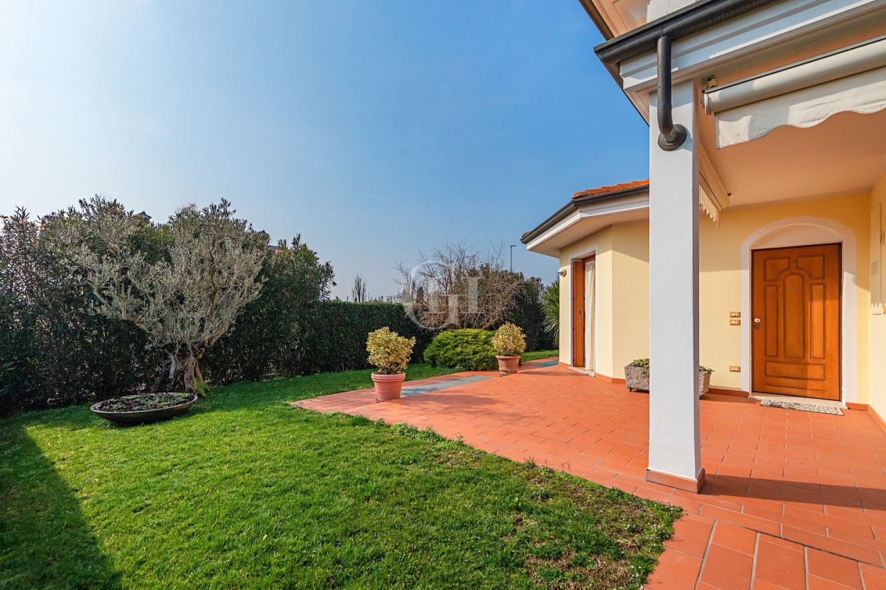 Appartamenti sul Lago di Garda, Italia, 140 m² - foto 8