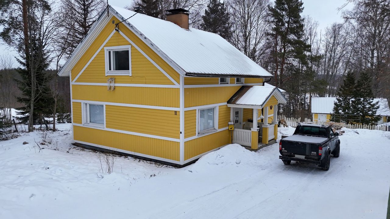 Casa en Varkaus, Finlandia, 121 m² - imagen 1
