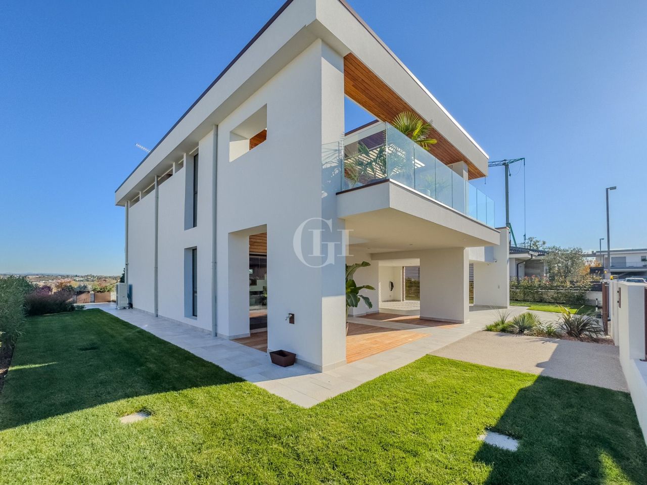 Villa par le Lac de Garde, Italie, 344 m² - image 1