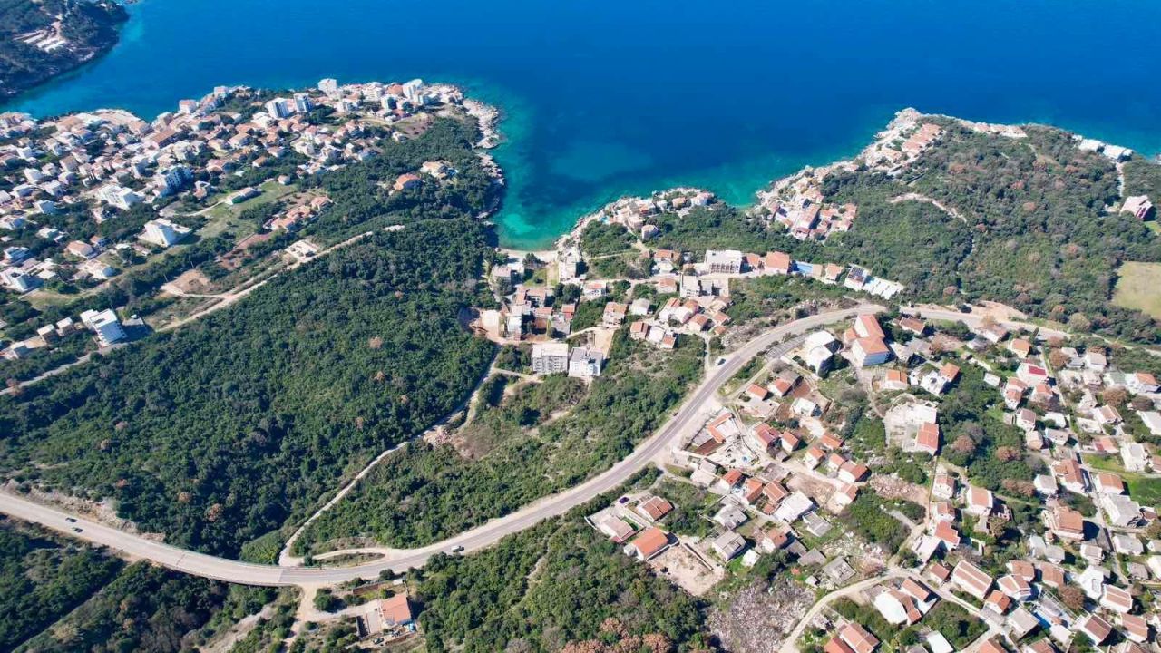 Grundstück in Utjeha, Montenegro, 420 m² - Foto 1