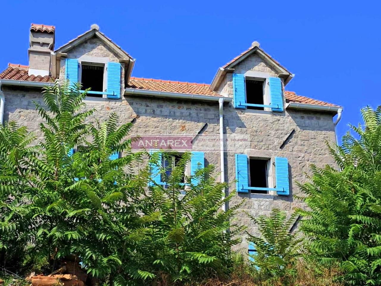 Villa on Lustica peninsula, Montenegro, 150 m² - picture 1