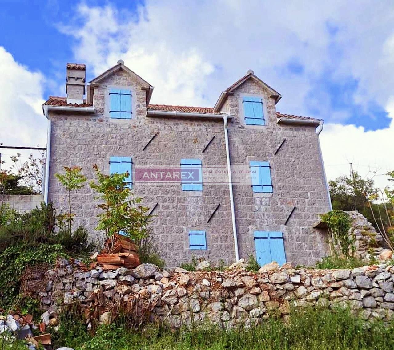 Villa sur la Luštica, Monténégro, 150 m² - image 2