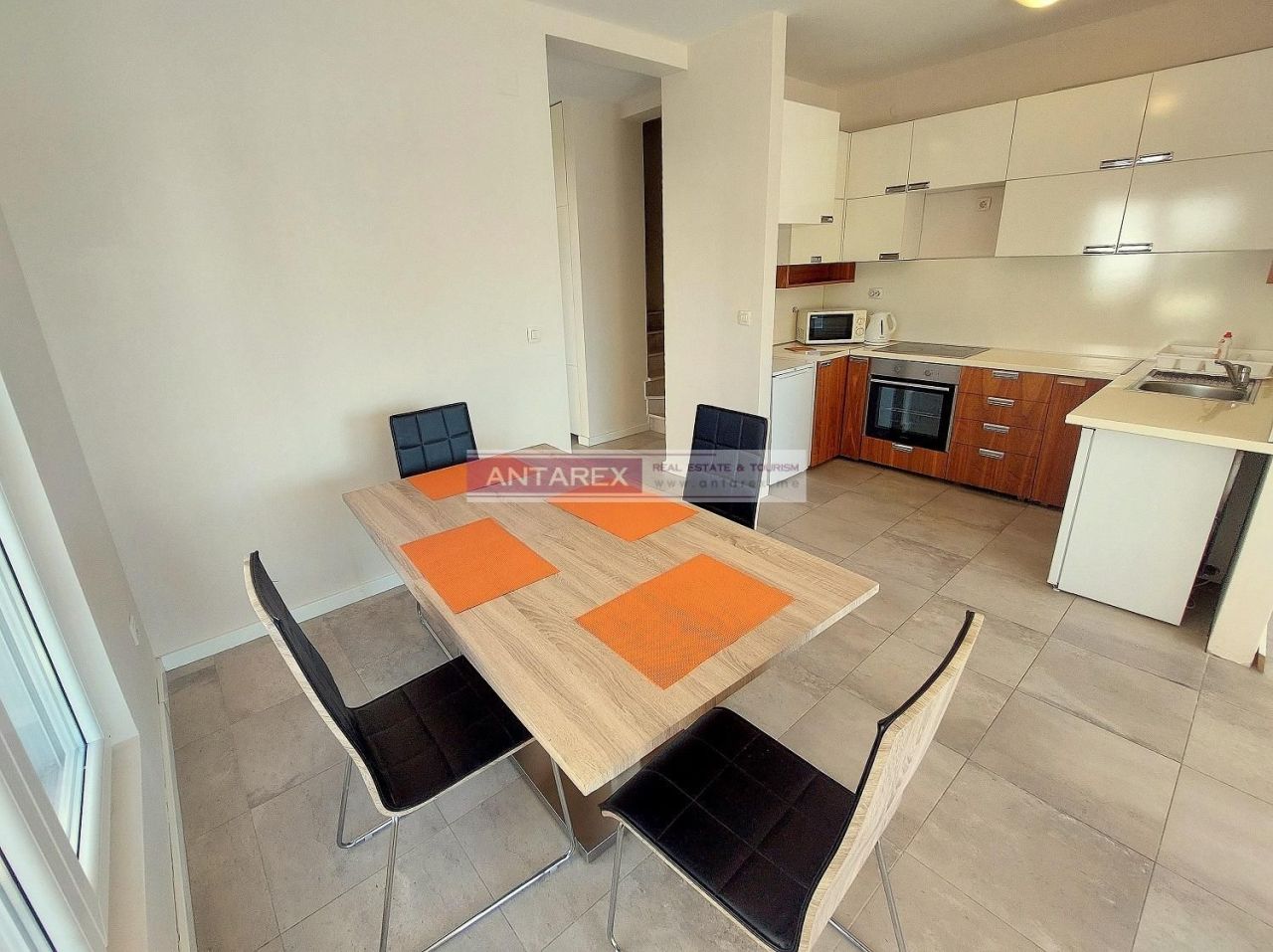 Appartamenti a Bijela, Montenegro, 89 m² - foto 2