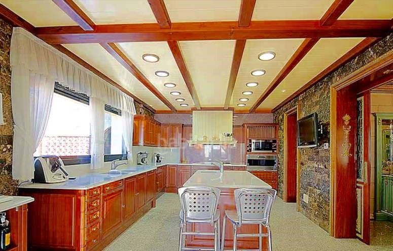 Chalet in Calella, Spain, 600 m² - picture 3