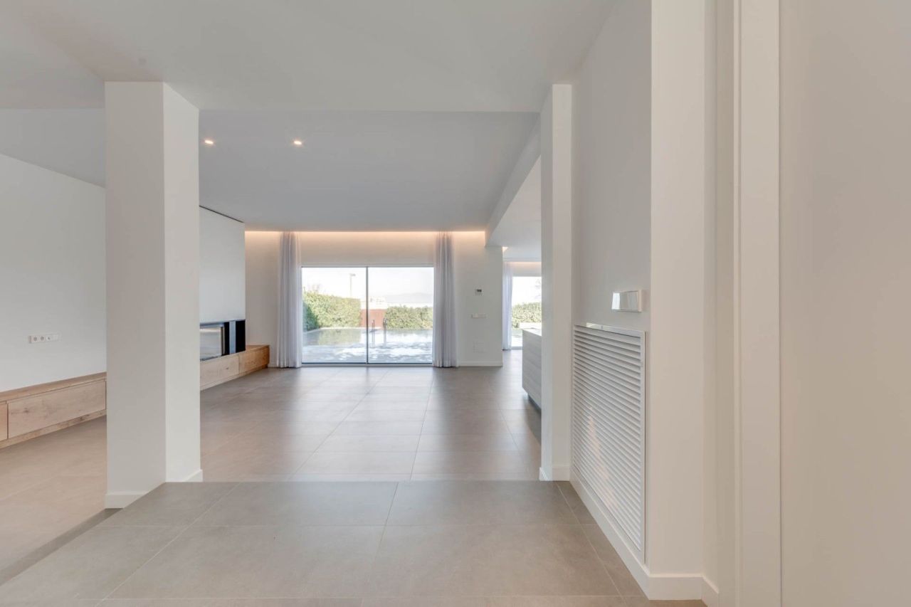 Chalet en la Costa Brava, España, 214 m² - imagen 4