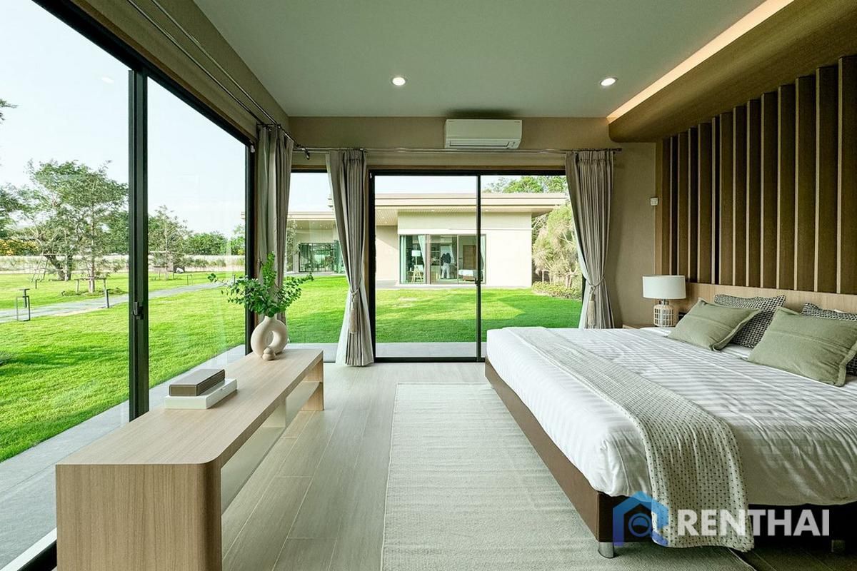 House in Pattaya, Thailand, 273 m² - picture 1