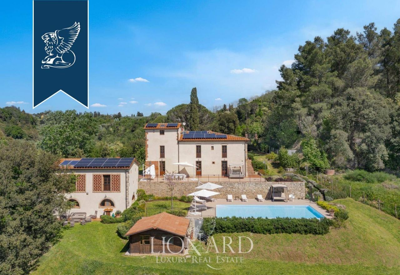 Villa in Palaia, Italy, 500 m² - picture 1