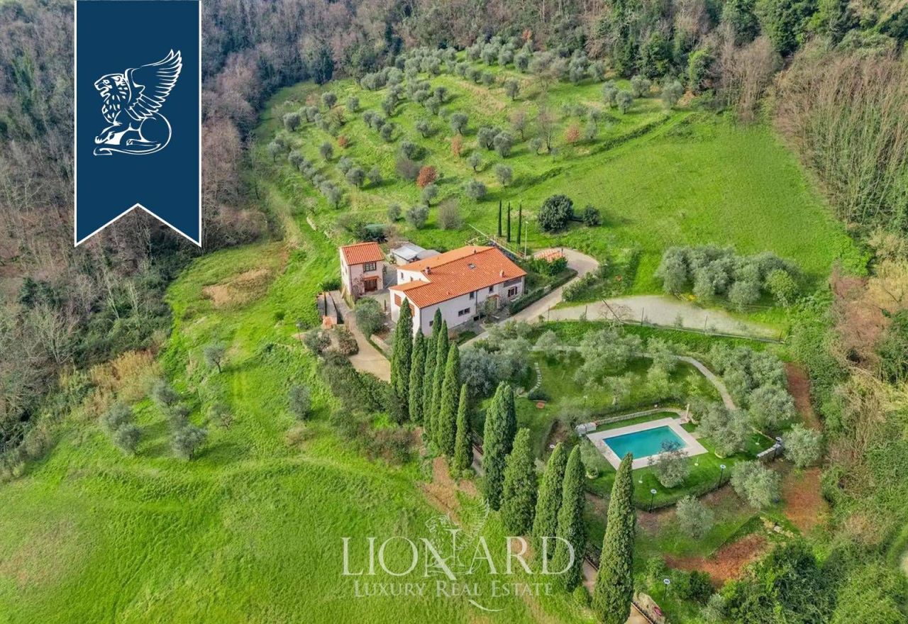 Farm in Pistoia, Italien, 700 m² - Foto 1