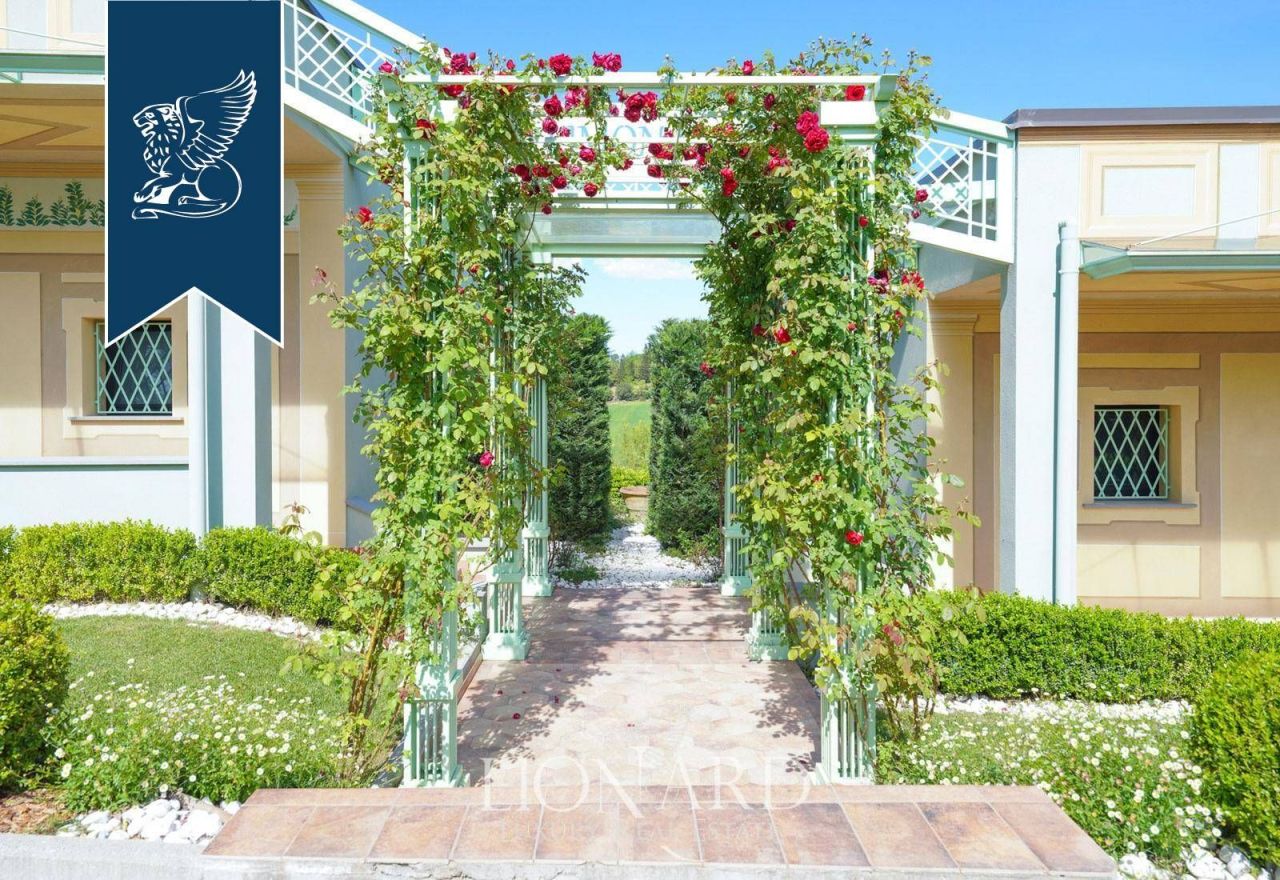 Hôtel à Pise, Italie, 2 500 m² - image 11