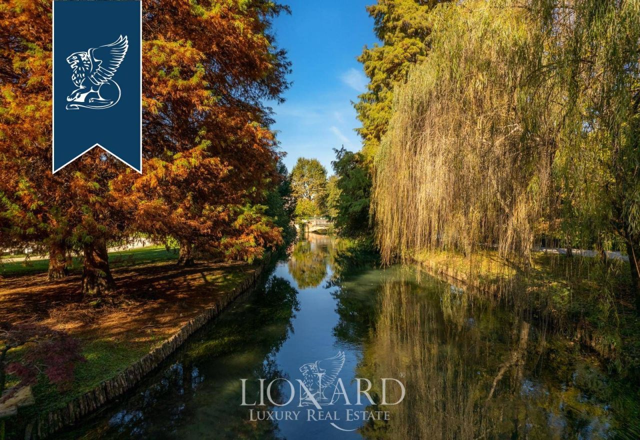 Villa in Treviso, Italy, 1 200 m² - picture 13