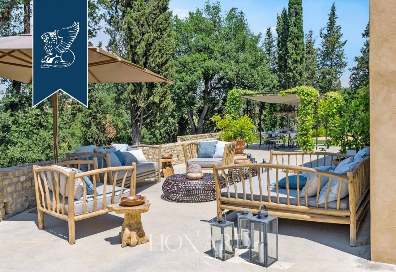 Villa in Florence, Italy, 700 m² - picture 19