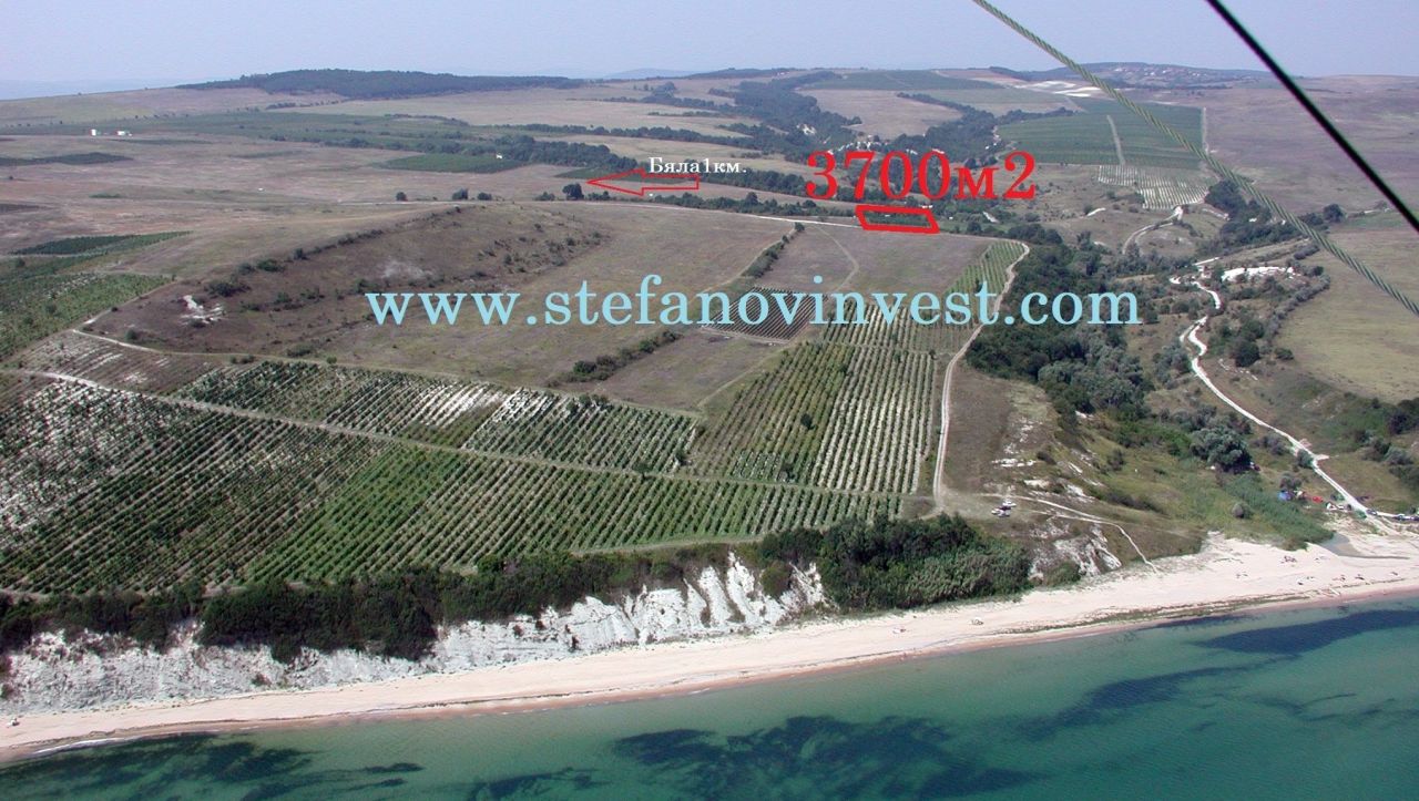Terrain à Byala, Bulgarie, 3 702 m² - image 1
