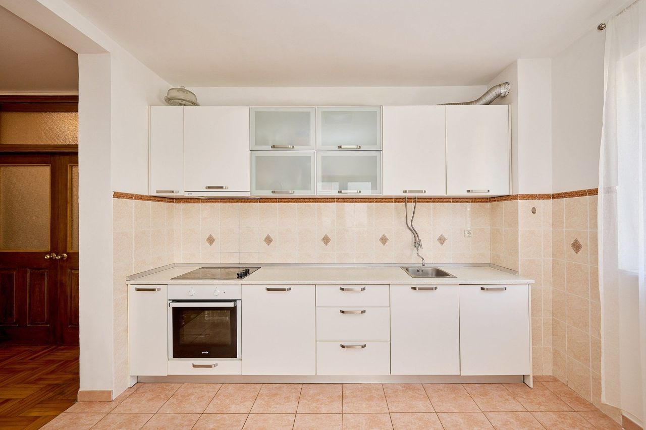 Flat in Budva, Montenegro, 62 m² - picture 5