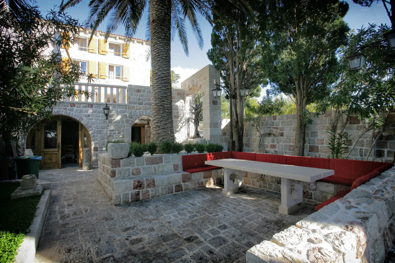 Maison à Budva, Monténégro, 434 m² - image 1