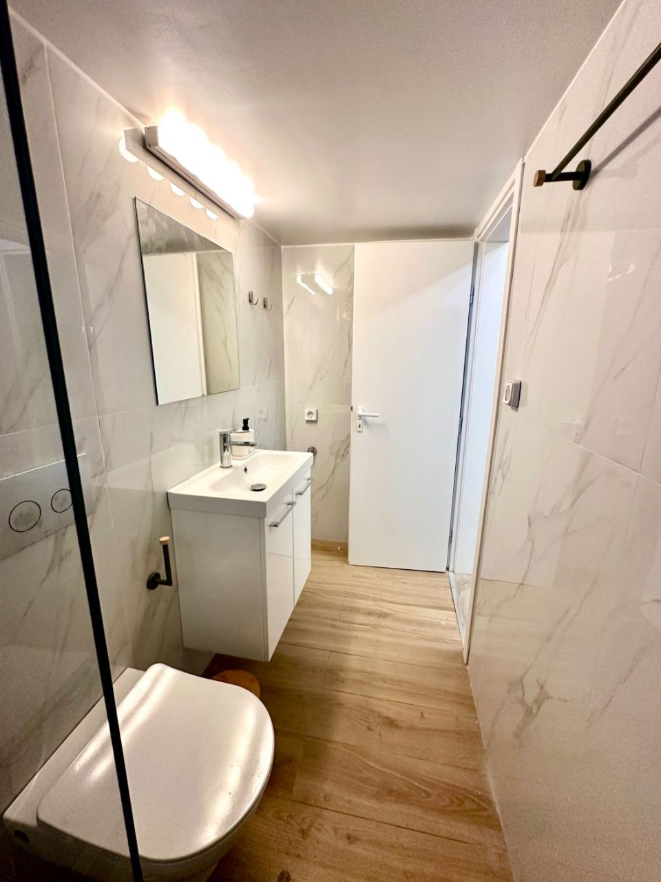 Flat in Athens, Greece, 42 m² - picture 11