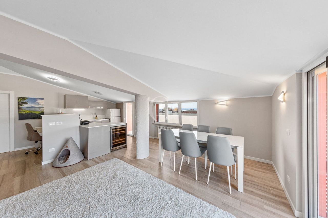 Attico sul Lago di Garda, Italia, 92 m² - foto 4
