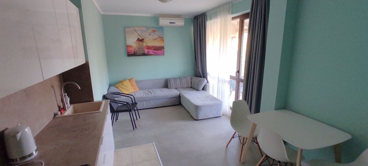 Appartement à Slantchev Briag, Bulgarie, 106 m² - image 1